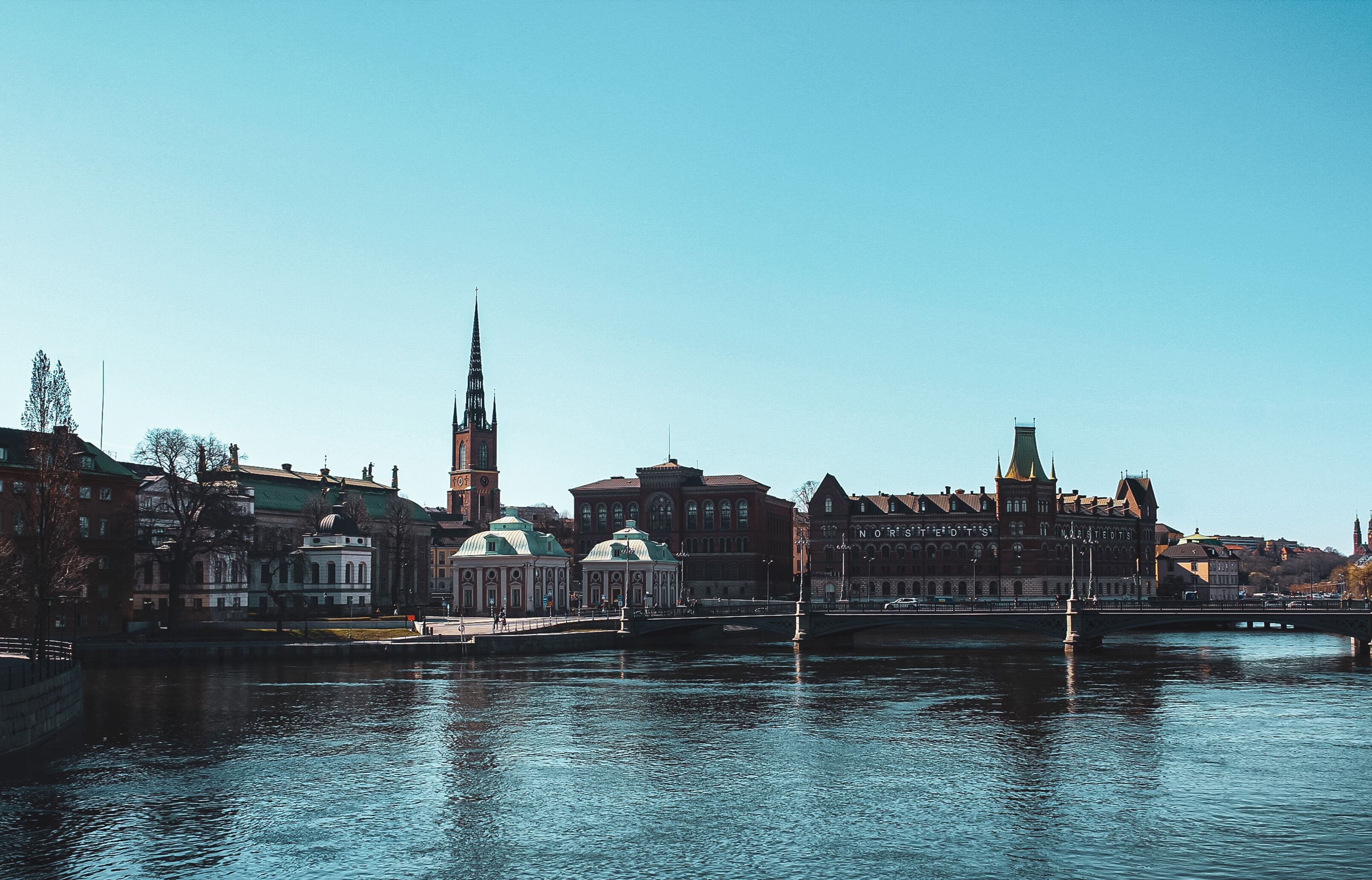 CONVOCATÒRIA | Pràctiques a la Delegació del Govern als països nòrdics i bàltics